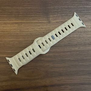 45MM Nomad Dune Sport Band